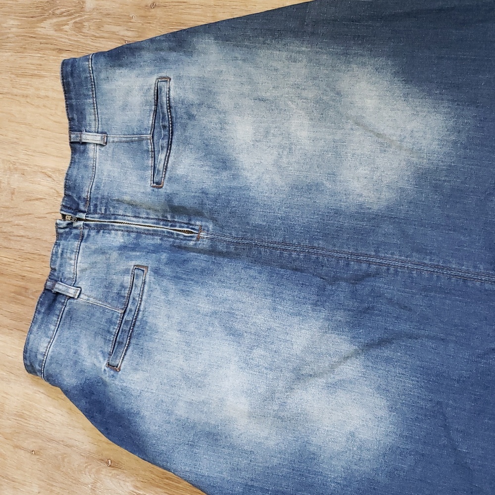Pilcro and The Letterpress Denim Skirt, Size 8 - Picture 8 of 9